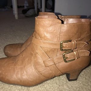 Ankle high brown boots